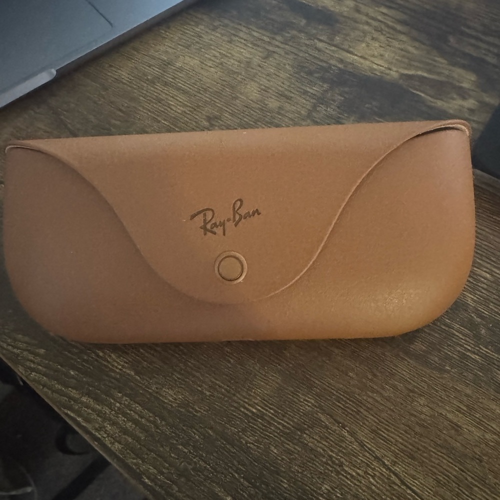 Ray-Ban Smart Meta Glasses with case. New  with open box.